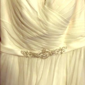 Wedding dress size 12 new fits like a size 9